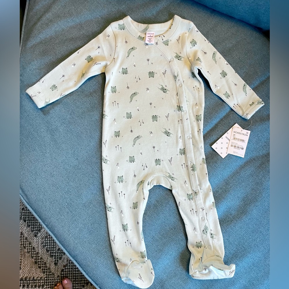 Nordstrom sage green frog print footed pajamas